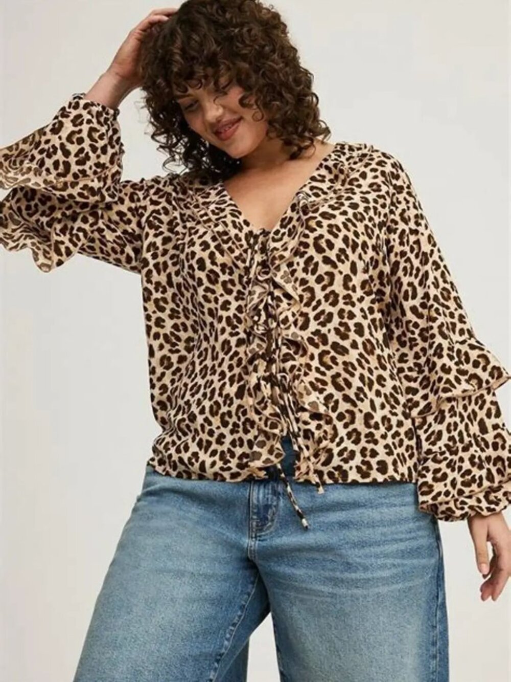 Torrid Leopard Tie‑Front Ruffle Chiffon Top Blouse – Size 5/5X